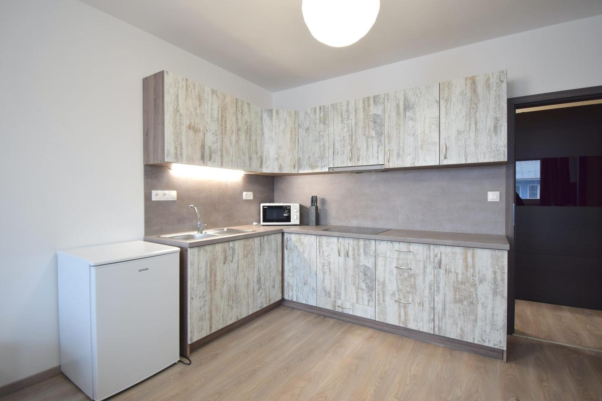 Apartman Zlatovska 22B Trenčín Zewnętrze zdjęcie